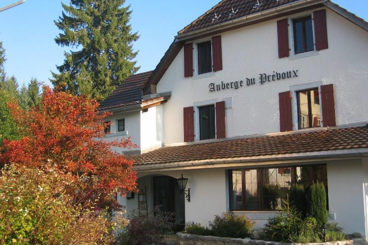 L’Auberge du Prévoux - Jura Trois-Lacs, Pays de Neuchâtel